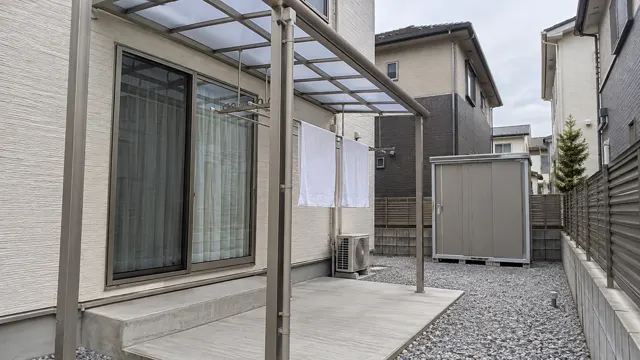 屋根のある物干しスペース